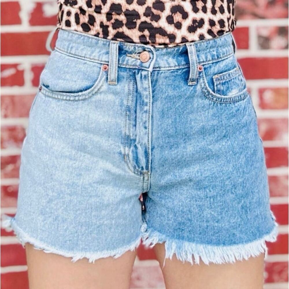 NEW Sneak Peek Vintage Light Two Tone High Rise Denim Shorts Raw Hem Summer